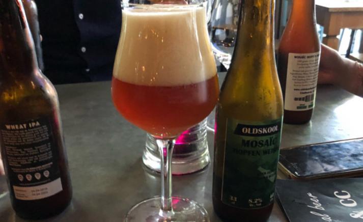 ldskool mosaïc hopfen weisse bier in glas
